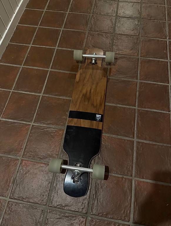 Skateboards: Longboard (Kaum benutzt) – Usato da Twann venduto da SchniderL 1