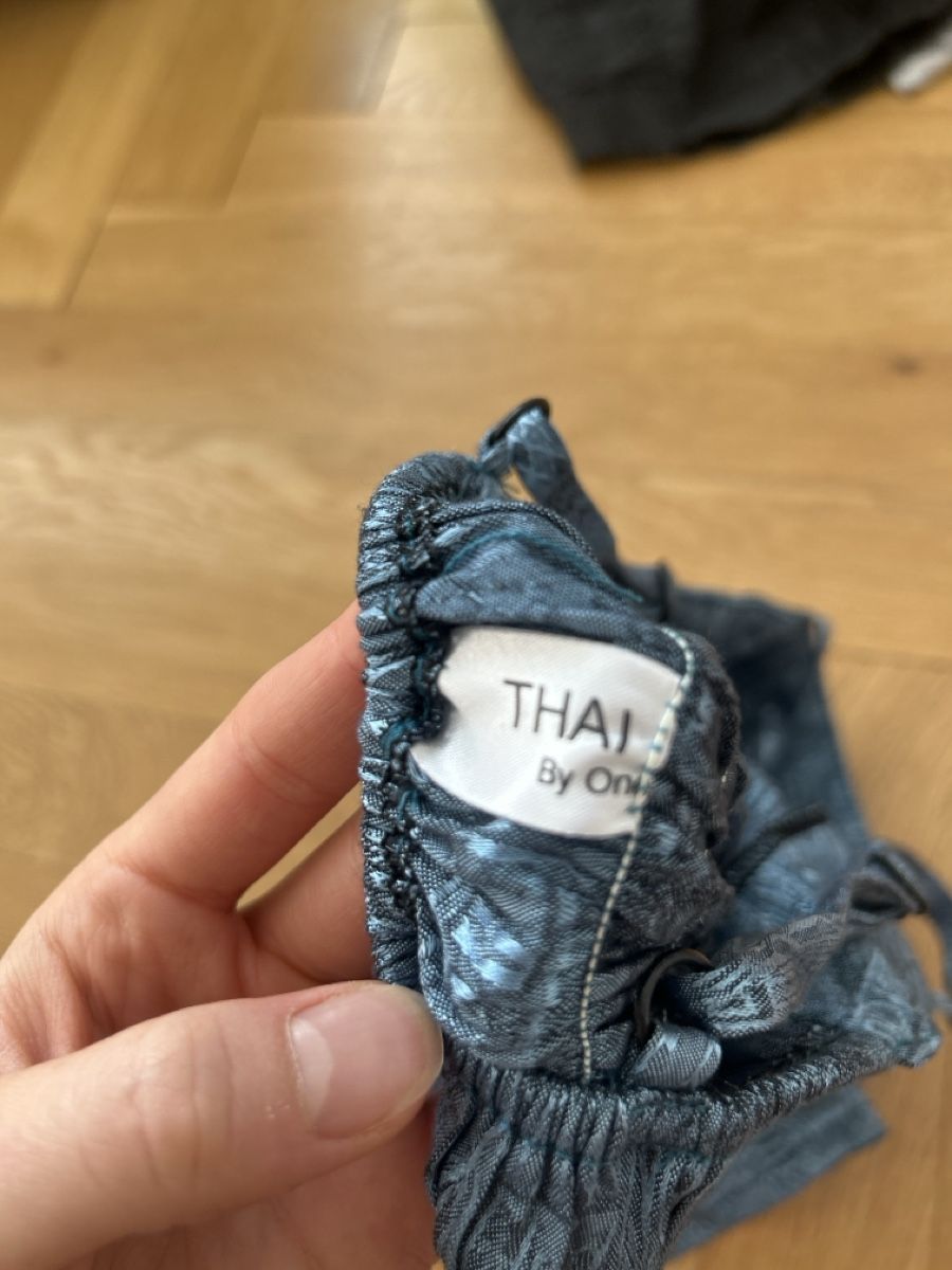 Top: Blaues Top mit Muster – Usato da Bern venduto da ann_v2kg 2