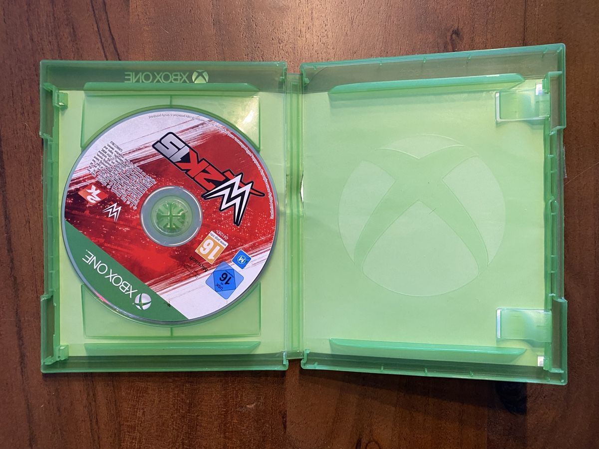 Microsoft Jeux: W2K15 für Xbox One – D'occasion à Thunstetten par Virus_33 2