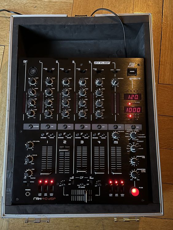 1x Reloop Mixer RMX40DSP incl. Flightcase Kaufen auf Ricardo