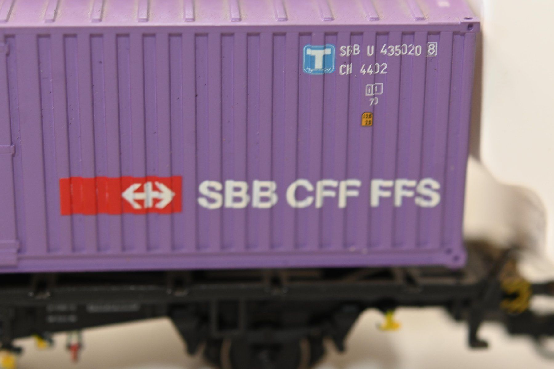 Märklin Modellini di ferrovie: SBB Containerwagen Märklin HO/AC mit OVP – Usato da Laupen ZH venduto da Zmoewe 3