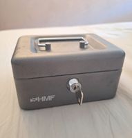 Small HMF cash box with key