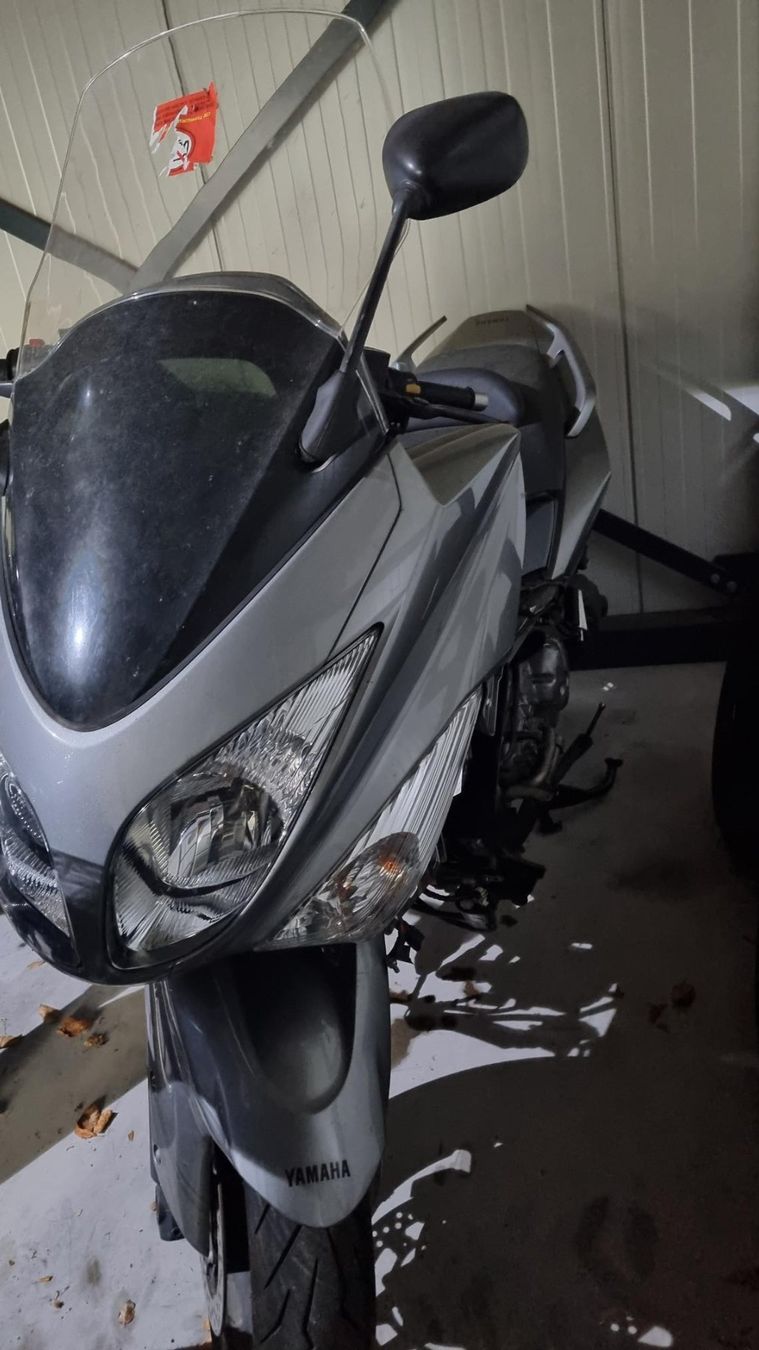 Yamaha Scooter: Tmax 500 mit Motorschaden! – Usato da Sargans venduto da pirelli146 6