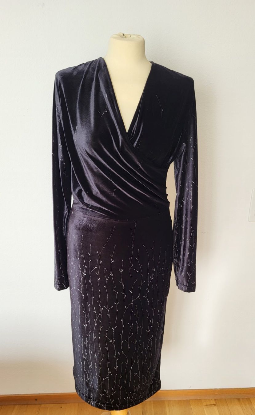Vestiti: Robe  noire – Nuovo e nell'imballaggio originale da Fribourg venduto da VictoriaShop7