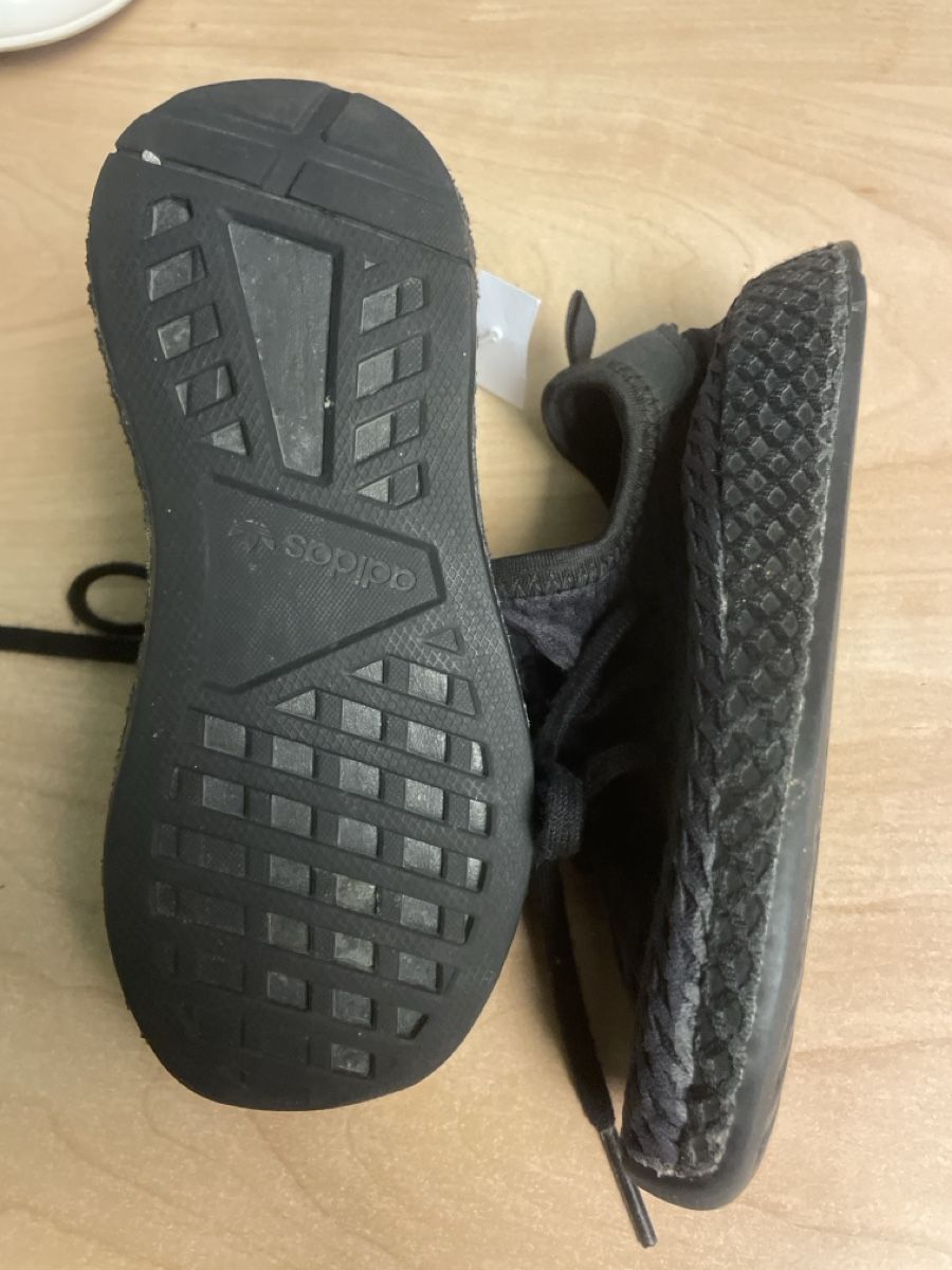 Adidas Scarpe per ragazzi: Schwarze Adidas Sneaker , Gr. 25 1/2 – Usato da Obergerlafingen venduto da cabo4 2