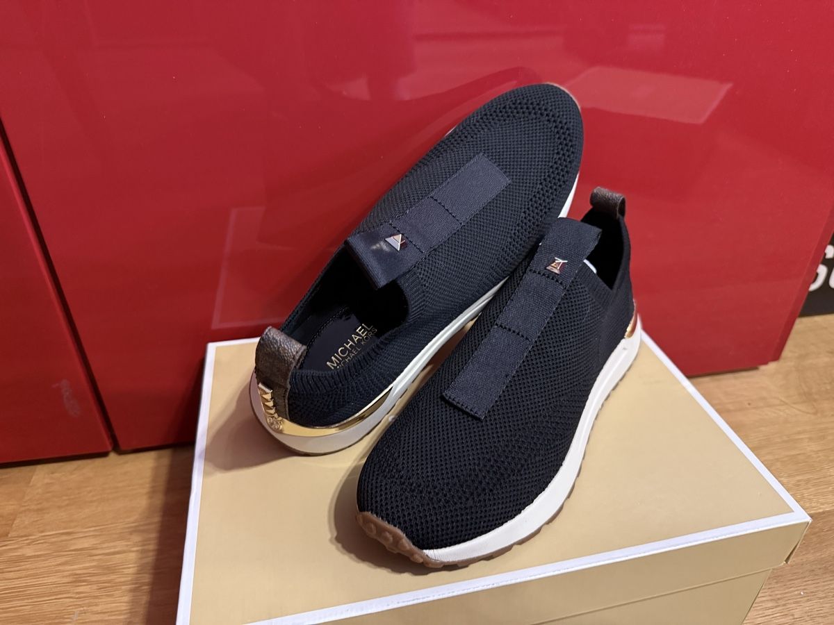 Scarpe da donna: Michael Kors Damen Sneaker, Grösse 38 Neu – Nuovo e nell'imballaggio originale da Reinach AG venduto da innamac 1