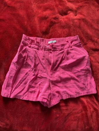 Pinkfarbene Sommer Shorts Gr. 40 Stradivarius