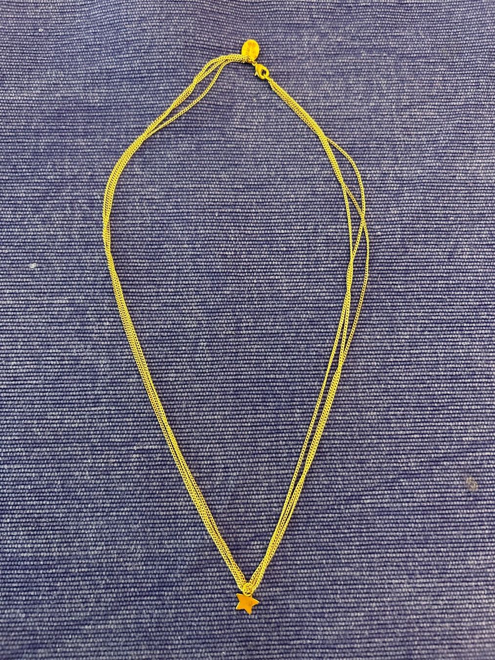 Maison Scotch Catenine: Maison Scotch: Kette mit Stern goldfarbig – Nuovo (secondo la descrizione) da Basel venduto da Interstellar85
