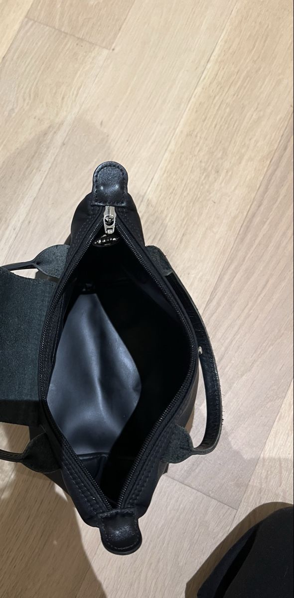 Longchamp Borse da donna: Longchamp Le Pliage Handtasche schwarz – Usato da Dübendorf venduto da fadrinli 3
