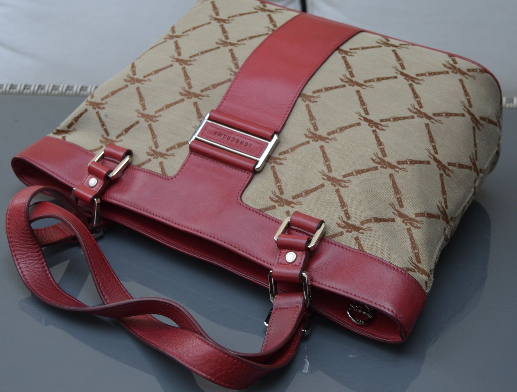 Longchamp Sacs femmes: Longchamp Tasche / sac – D'occasion à Collonges par arashee 7