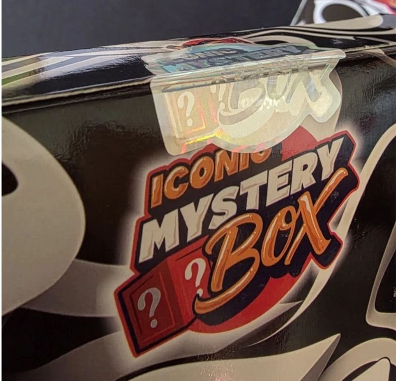 Iconic Mystery Box Pokémon, Sleeved Booster! Raro! (Nuovo e nell ...