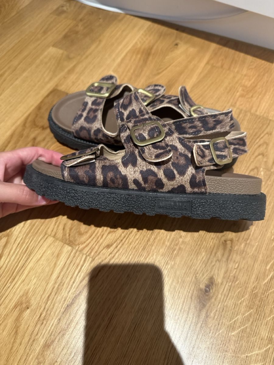 Scarpe da donna: Sandalen leoprint – Nuovo (secondo la descrizione) da Kriens venduto da g_b_mk7j 3