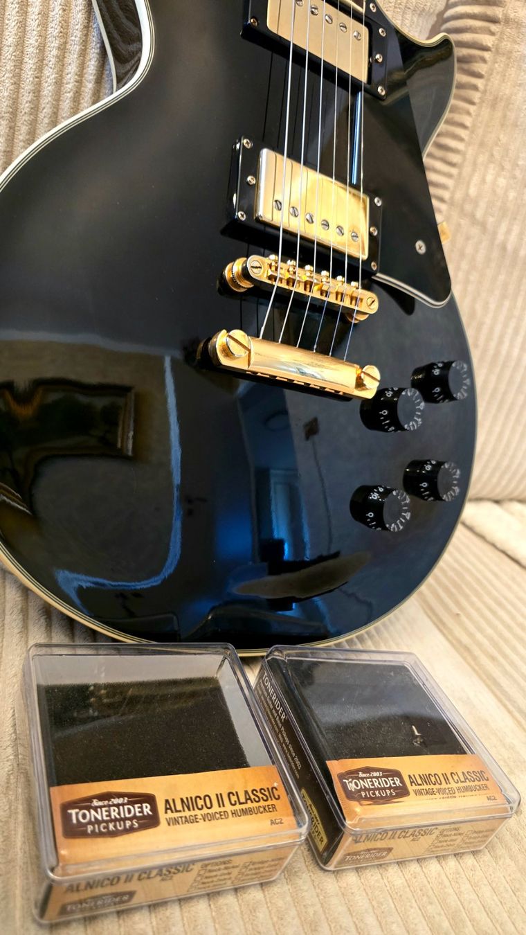 Instruments de musique: Epiphone Custom - Black Beauty – D'occasion à Zürich par RandomDave 1