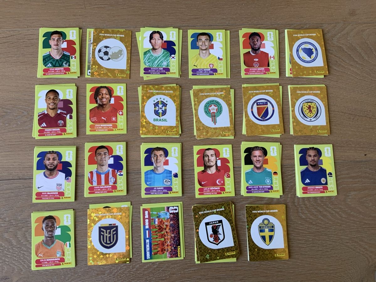 Panini Carte collezionabili: Über 250 WM Panini 2026 Stiker – Nuovo (secondo la descrizione) da Kallnach venduto da Thetrader 2