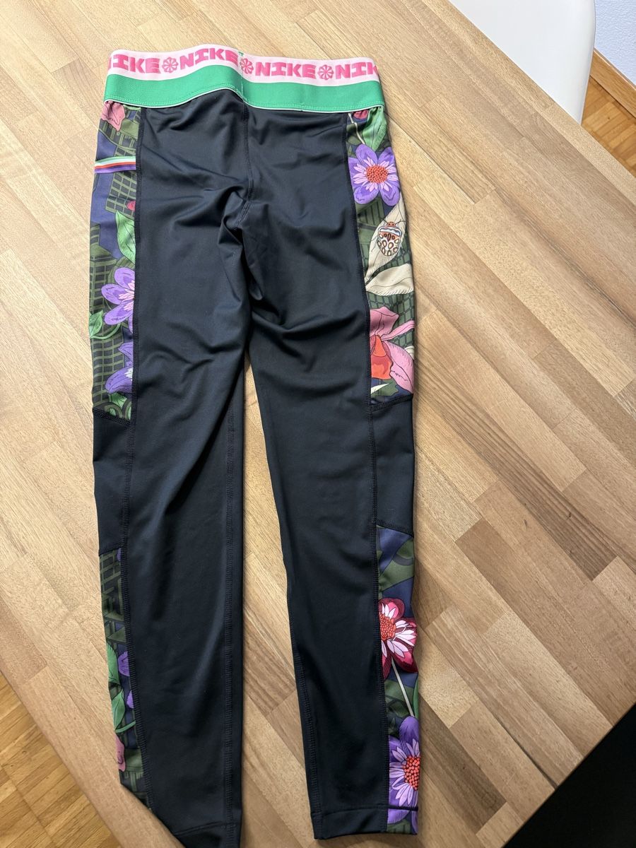 Nike Pantaloni: 2  x NIKE Sporthose – Nuovo (secondo la descrizione) da Mollis venduto da kerns83 6