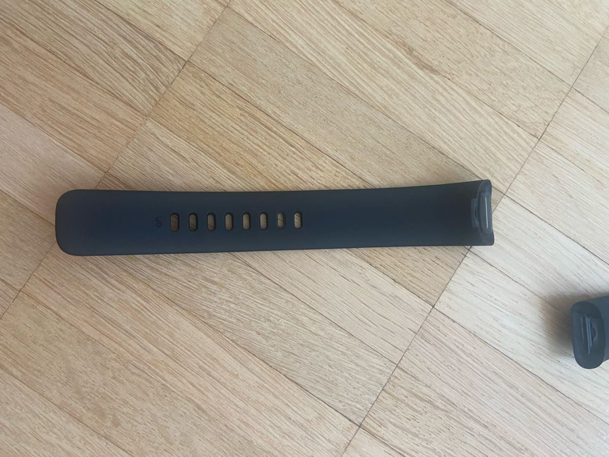 Armbänder & -reifen: Armband Fitbit Charge 6 Original L  – Gebraucht aus St.Gallen von Arc9 3