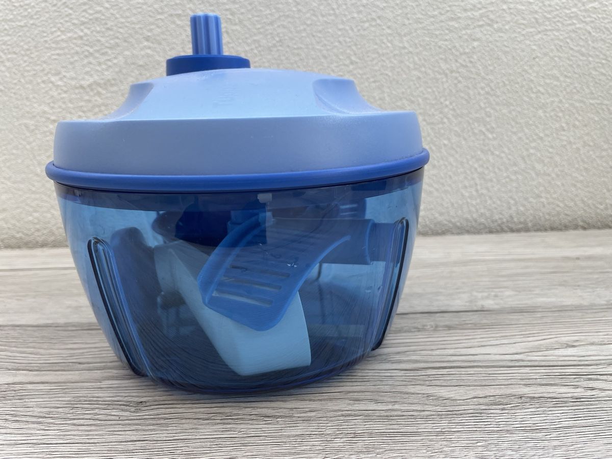 Tupperware Elettrodomestici da cucina: Tupperware Speedy Boy blau - Küchenhelfer, neuwertig – Usato da Kaltbrunn venduto da pooc1975 1