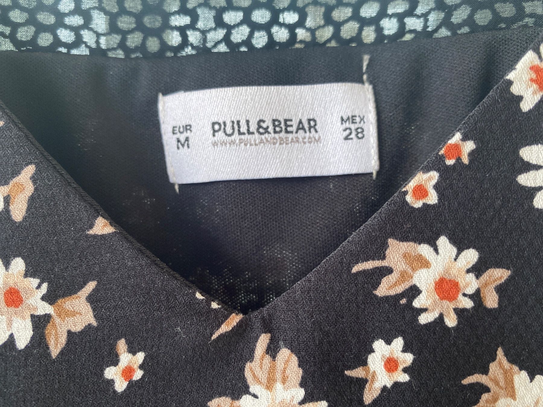 Top: Top mit Blumenmuster von Pull and Bear Gr. M – Nuovo (secondo la descrizione) da Seewen SO venduto da HappyHappyHappy 3