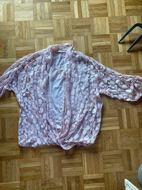 T-shirts: Shirt – D'occasion à Balsthal par dasesaro 2