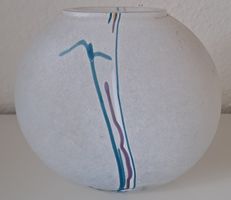 Schöne Designervase von Bertil Vallien für Kosta Boda