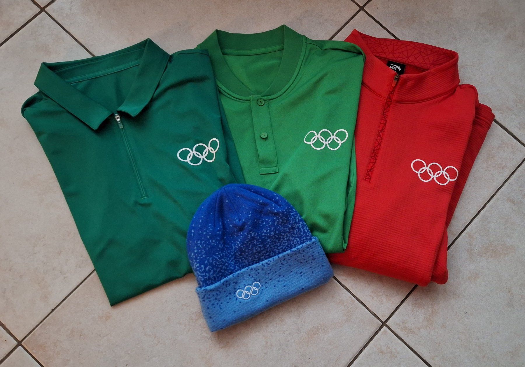 Magliette Polo: Pull et polo AUDI 2XL – Nuovo (secondo la descrizione) da St-Triphon venduto da Jldr0 1