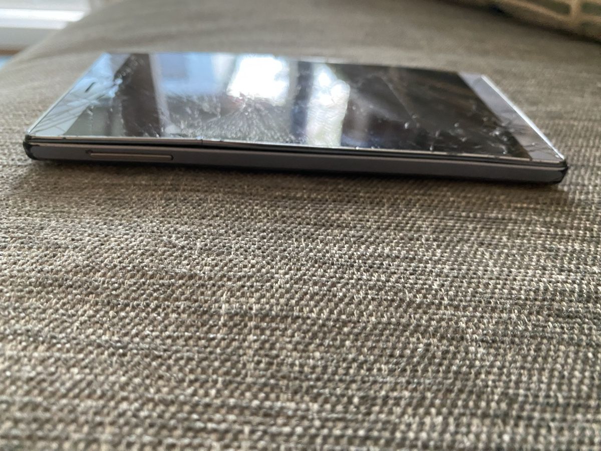 Switel Handys / Smartphones: Switel eSmart M3 – Defekt aus Adliswil von Busys 2