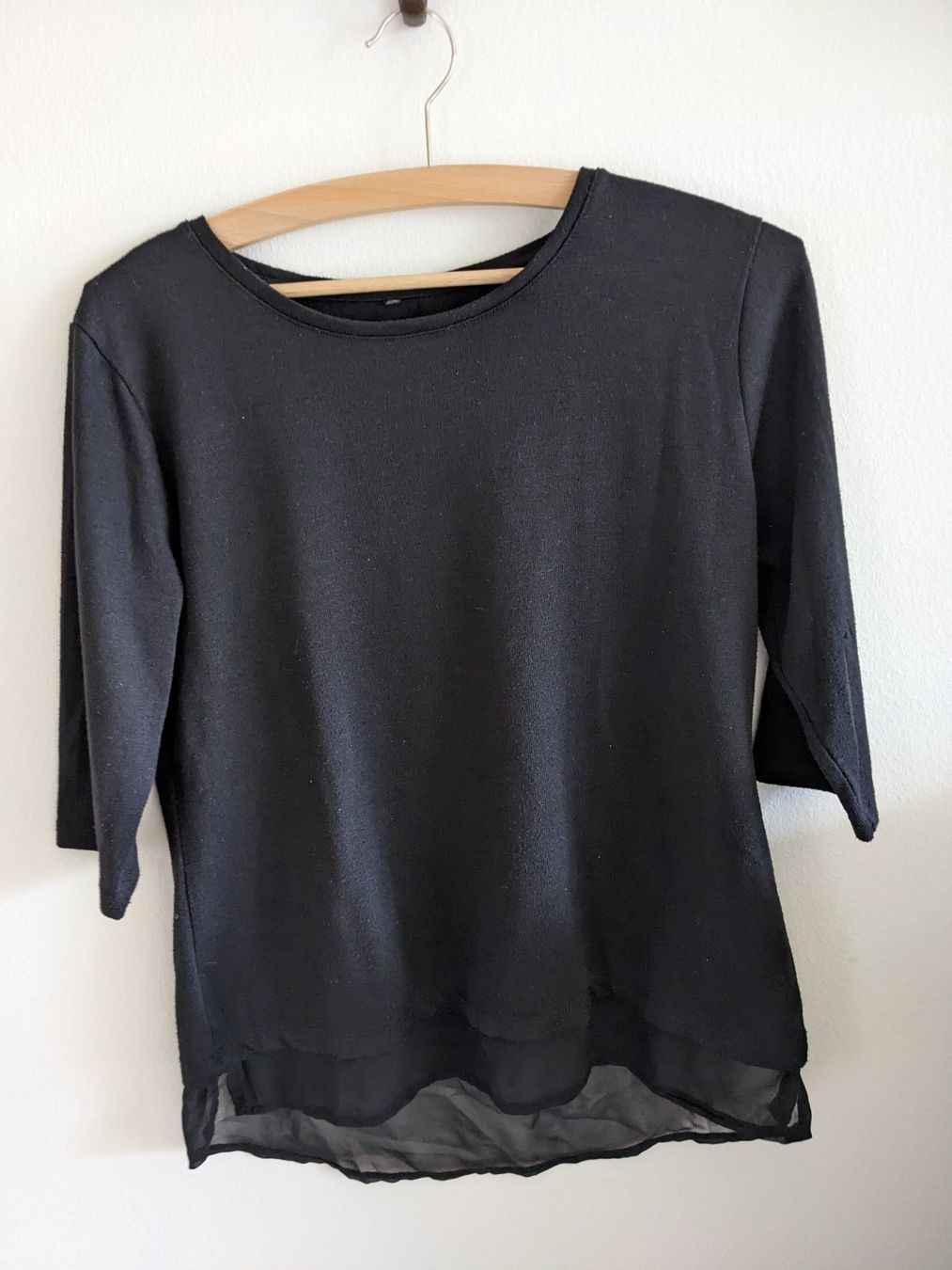Pullover & Sweatshirts: Schwarzer Pullover von Chicoree, S – Gebraucht aus Basel von labaffe01 3