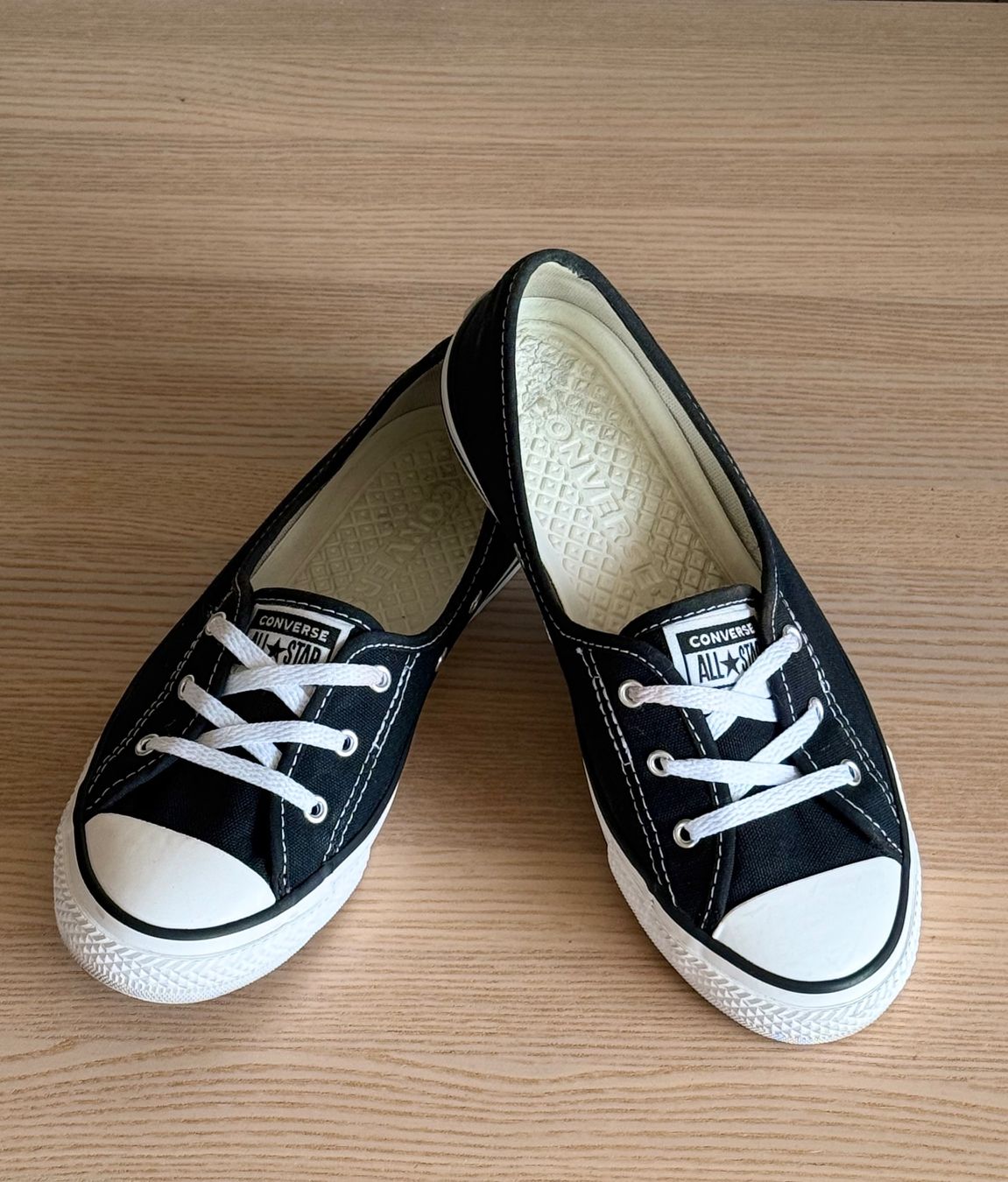 Scarpe da donna: All Star – Usato da Reinach AG venduto da BisMad3 3