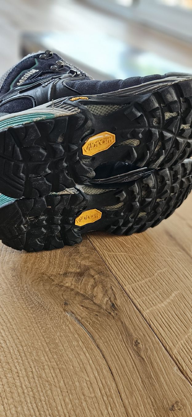 Meindl Herrenschuhe: Meindl Wanderschuhe – Gr. 39/40 – Gebraucht aus Arconciel von Mirio 1