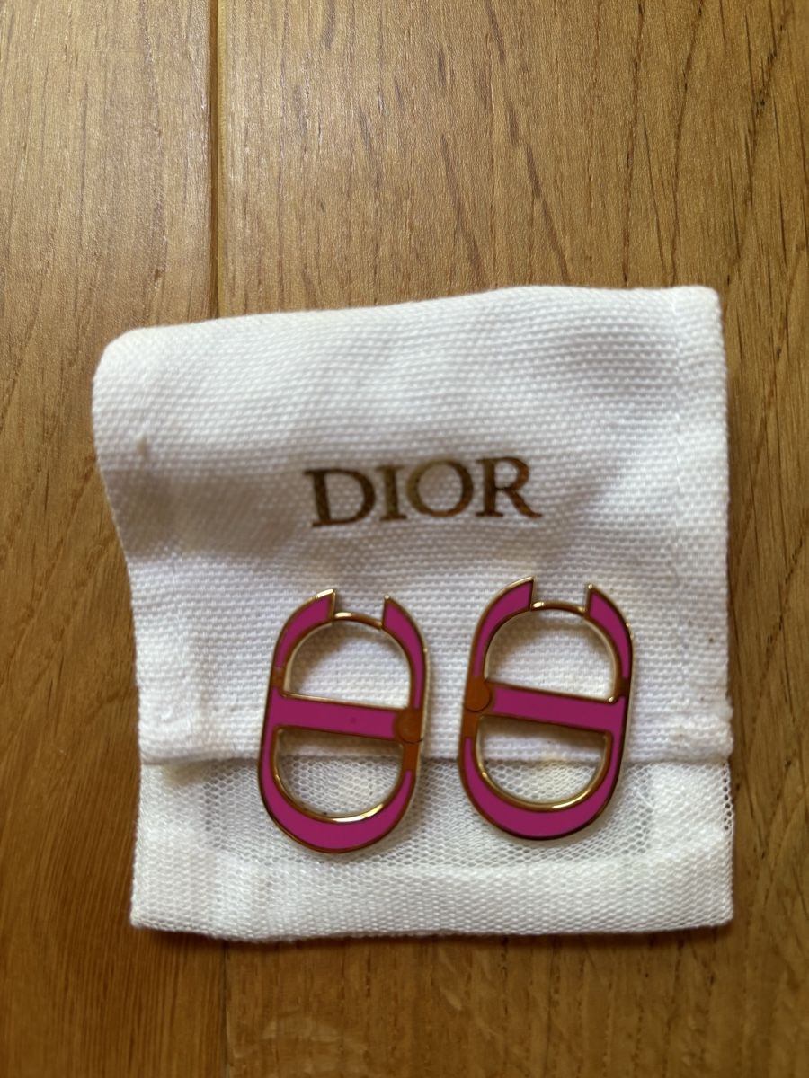 Dior Orecchini pendenti & Orecchini a lobo: Ohrringe von DIOR – Nuovo (secondo la descrizione) da Estavayer-le-Lac venduto da constance-esta