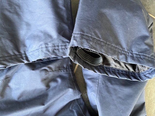 Hosen: Skihose Mädchen dunkelblau von Celsius, Grösse 140 – Gebraucht aus Eschenbach SG von Anisti13 1