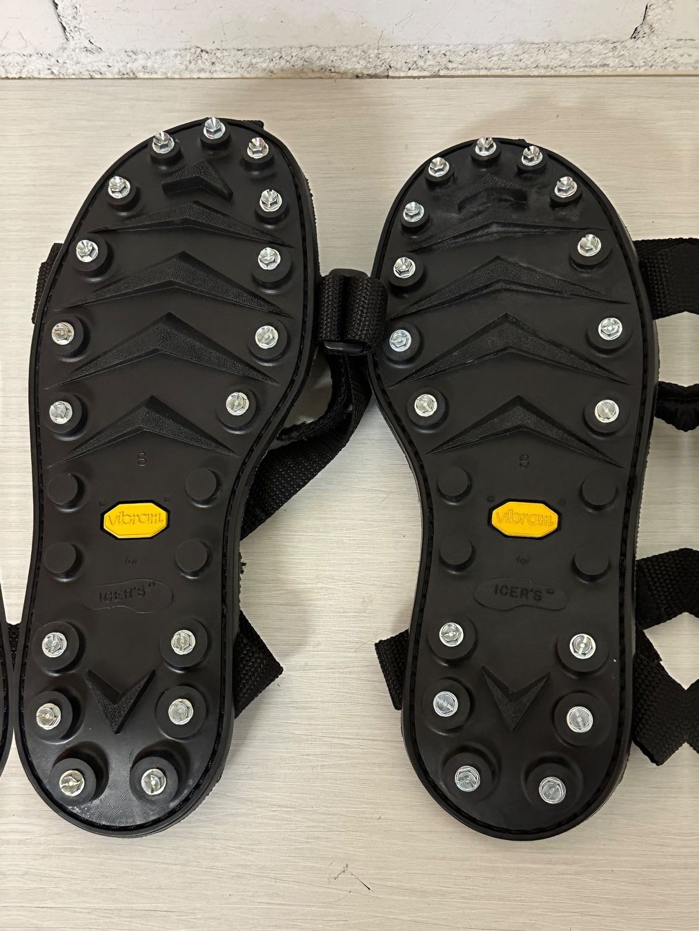 Scarpe da uomo: WULLEHUS Gleitschutz grösse 42/43 – Usato da Thun venduto da jeff070 1