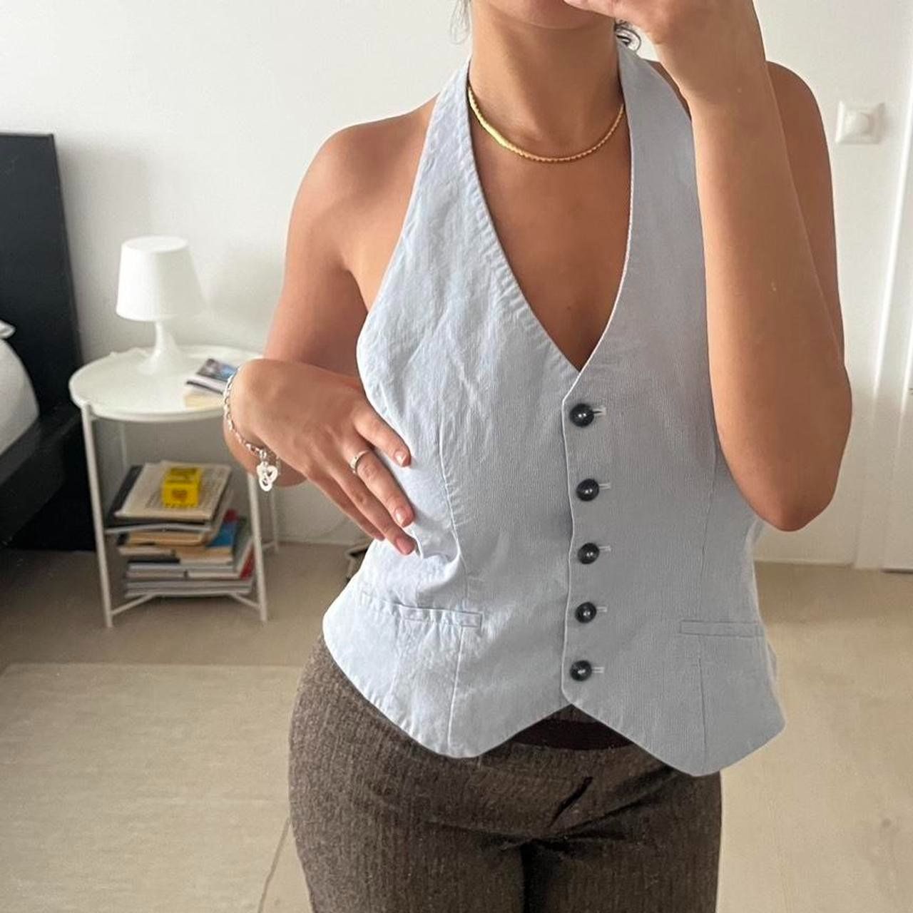 H&M Tops: Halterneck Waistcoat Top, hellblau – Gebraucht aus Richterswil von sop_zwd9
