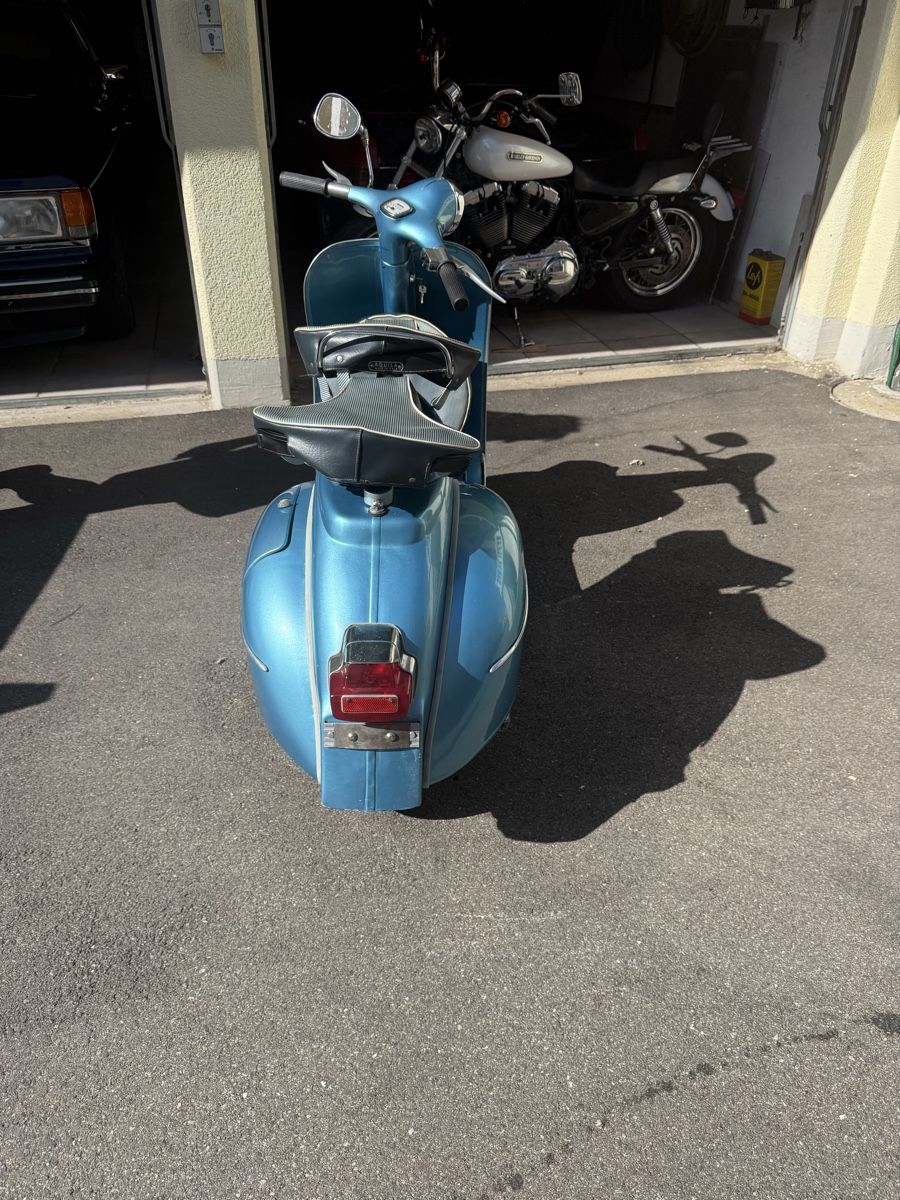 Piaggio Altro: Vespa 1967 Roller blau mit frischen Veteran – Usato da Freidorf TG venduto da PiccadillyLine 7