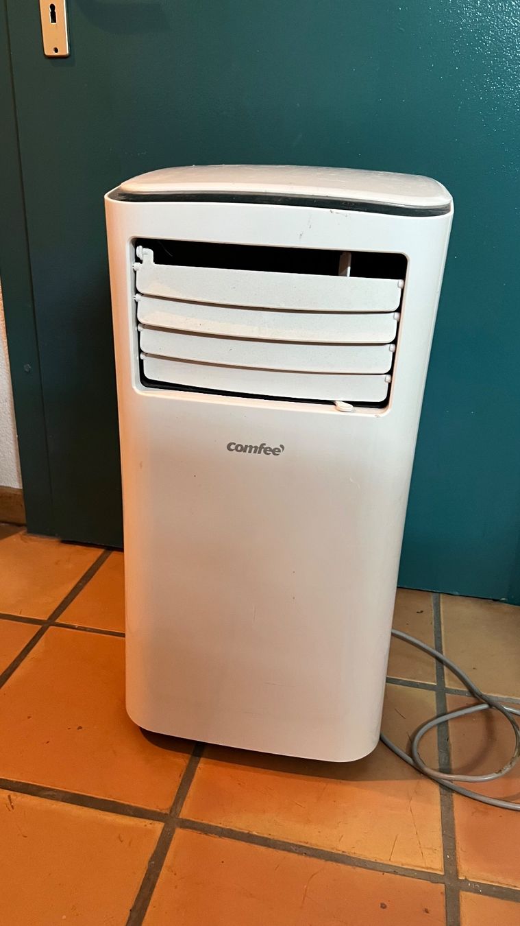 Condizionatori: Comfee Mobile Klimaanlage MPPH-09CRN7 – Usato da Zürich venduto da sur_6wsj