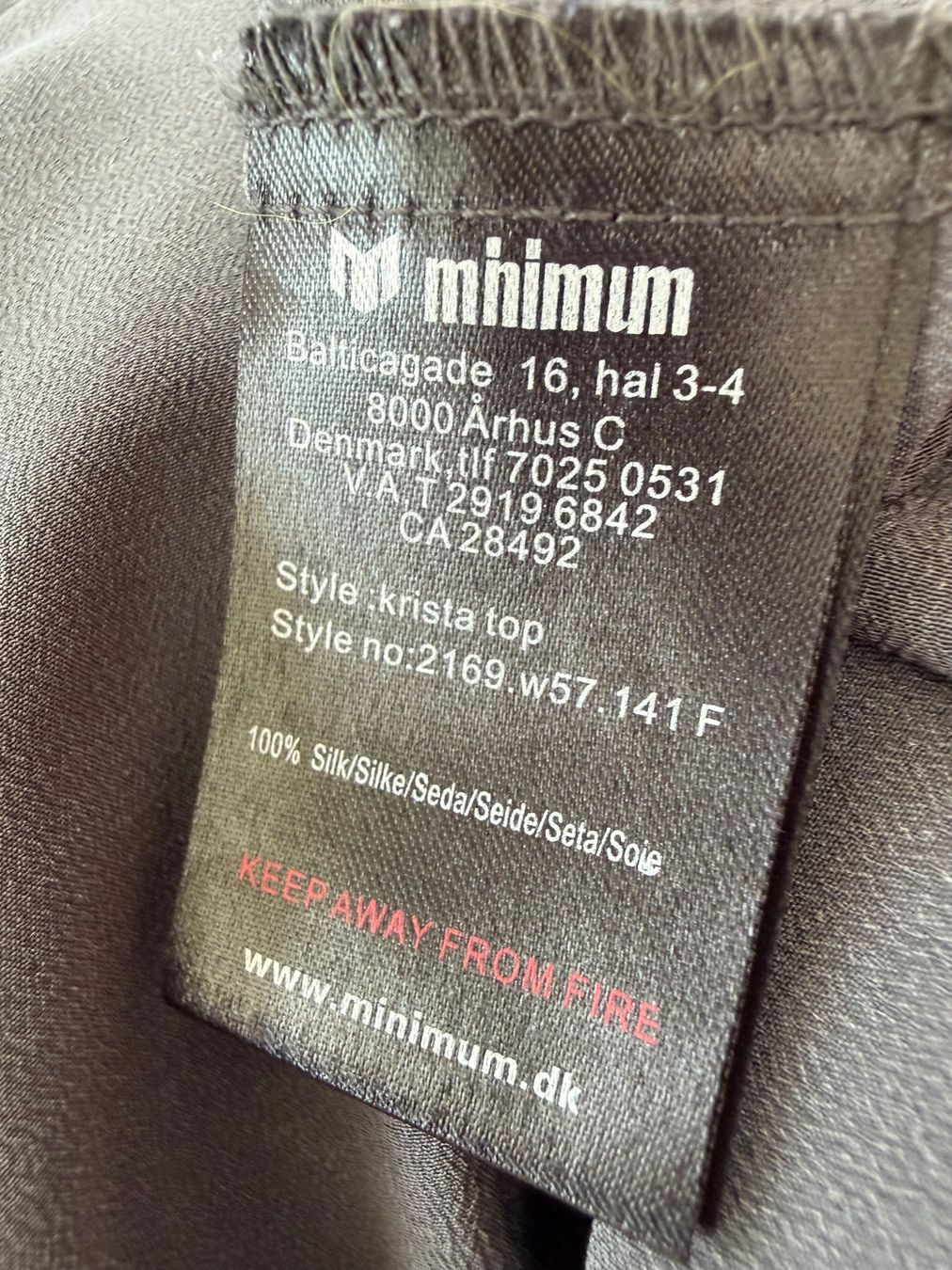 Chemisiers: Minimum Seide Bluse Gr.36 – D'occasion à Unterägeri par Jutka_04 3