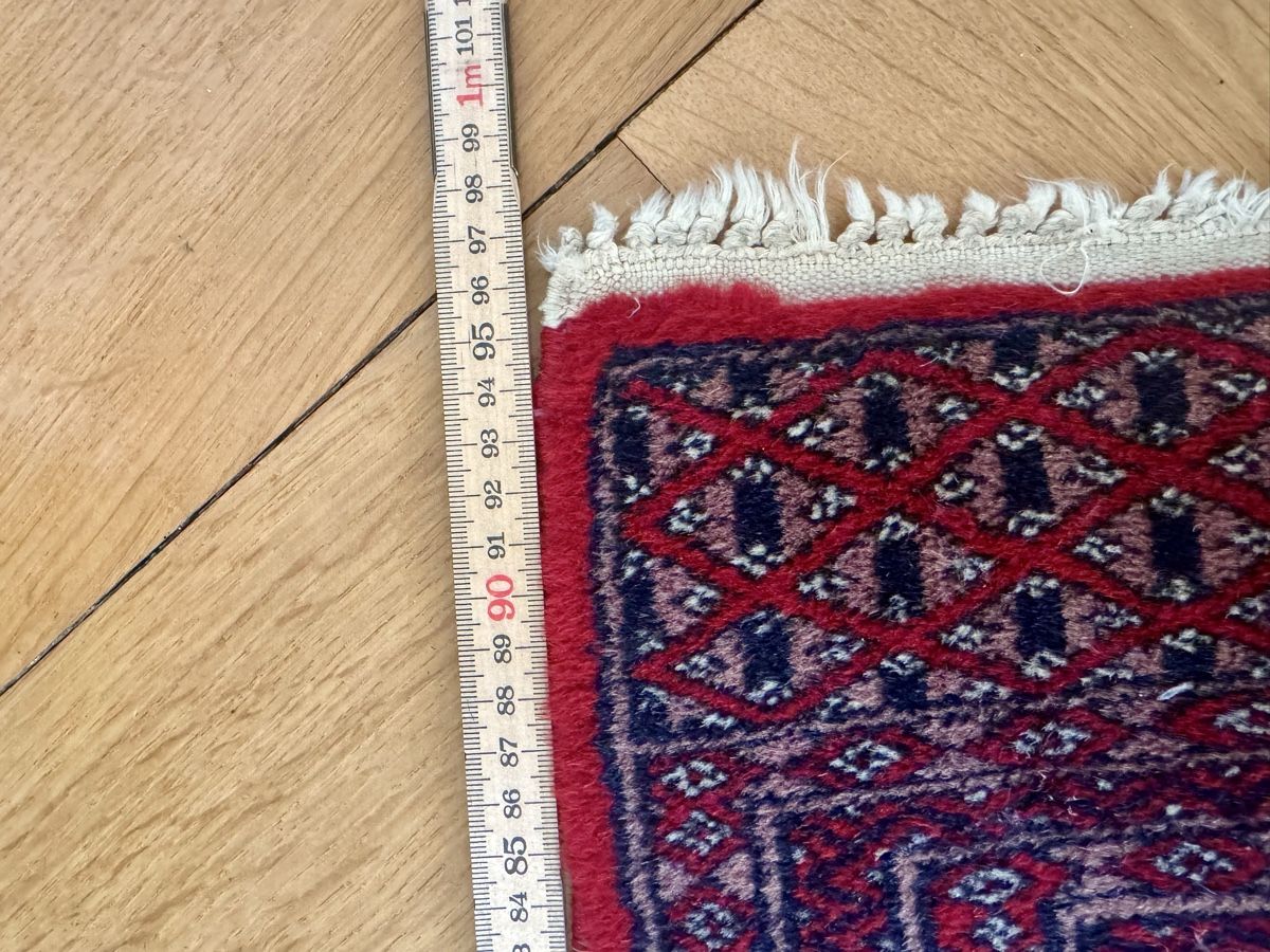 Teppiche: Kleiner roter Orientteppich  – Gebraucht aus Schlieren von hampany 4