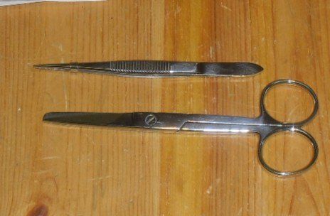 Kit di pronto soccorso: Set - Verbandschere und Pinsette – Nuovo e nell'imballaggio originale da Büren SO venduto da omsa 2