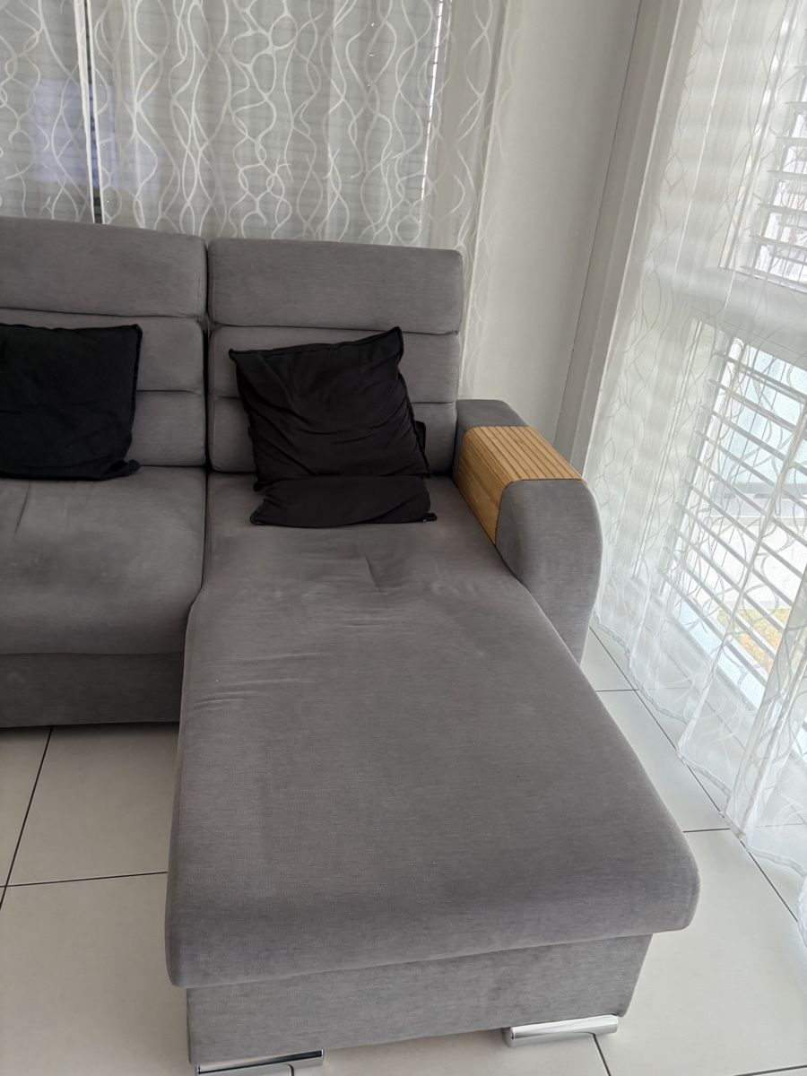 Conforama Divani: Bettsofa 3 jährig – Usato da Root venduto da Eisblume79 2