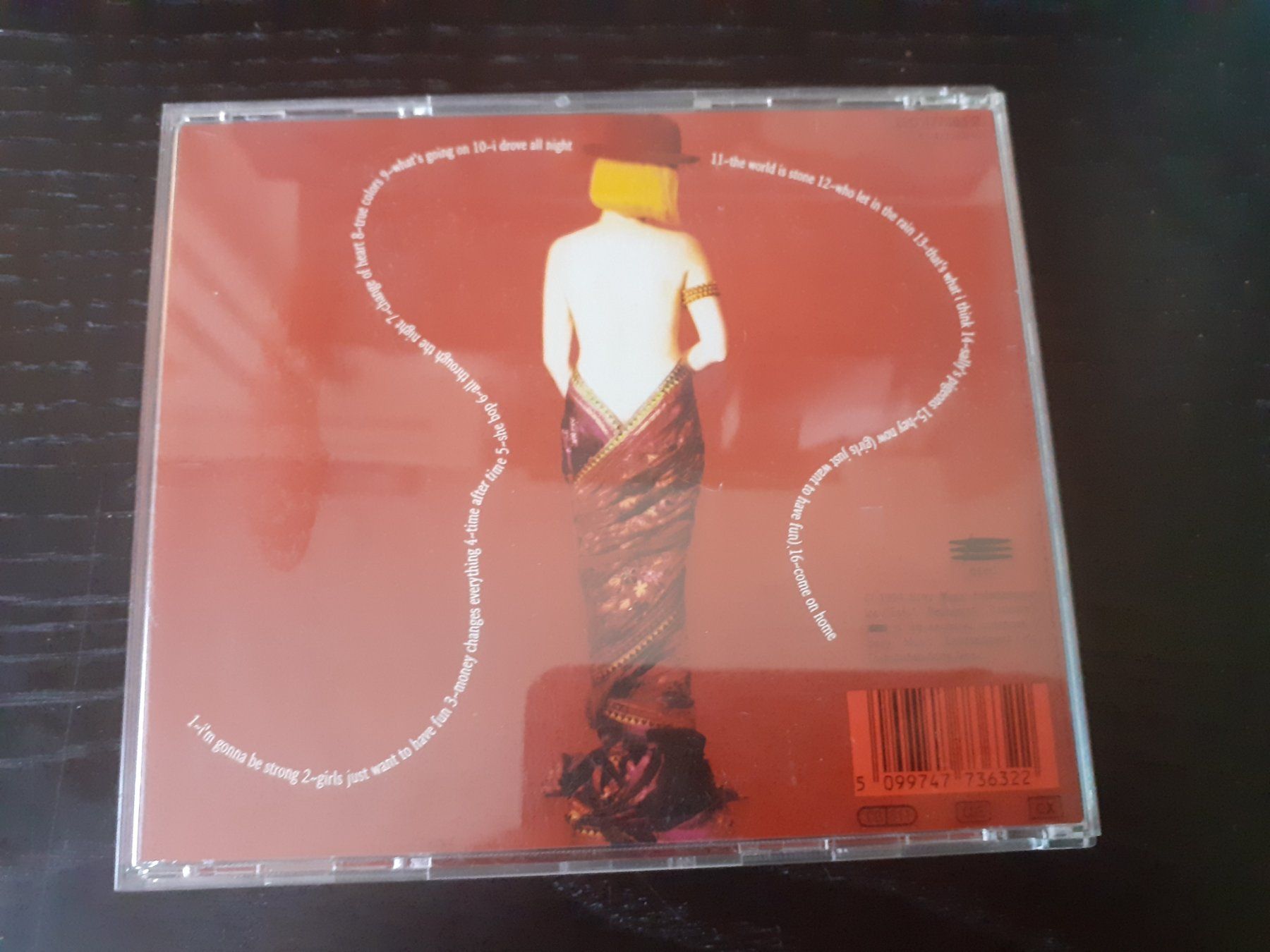 CD: Cyndi Lauper Signed – Usato da Liebefeld venduto da type013 1