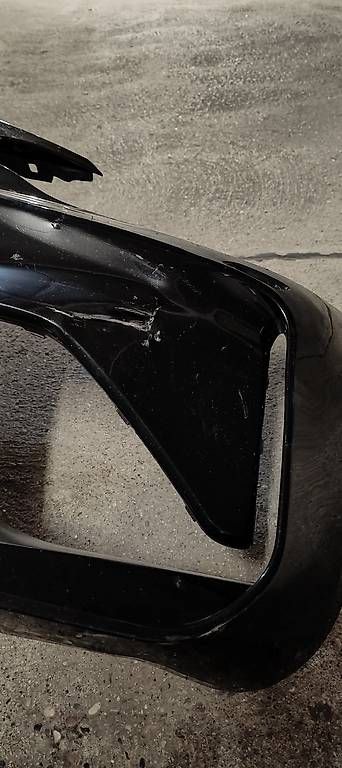 Tutti pezzi di ricambio auto: Originale schwarze BMW M2 Stoßstange  – Usato da Reinach AG venduto da pat_m26y 3