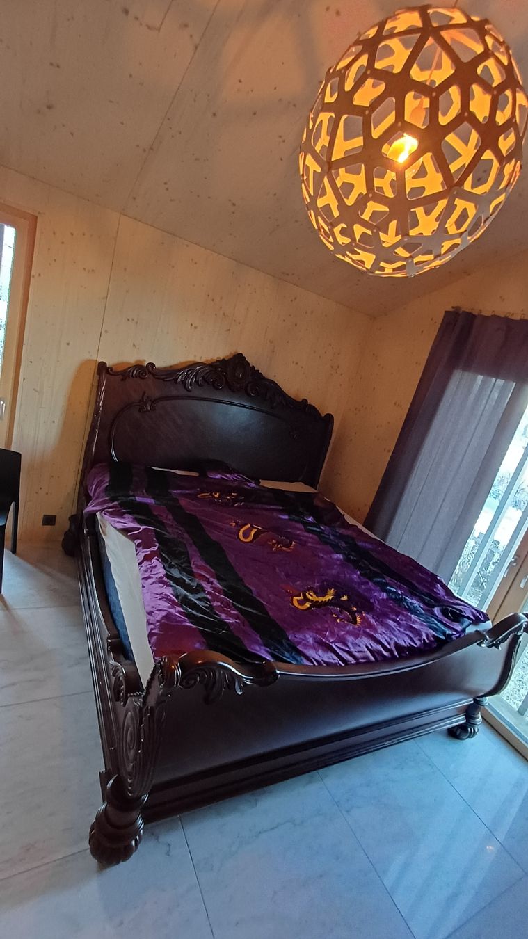 Letti: Bett Boxspringbett Holzbett riesig – Usato da Degersheim venduto da Alphi