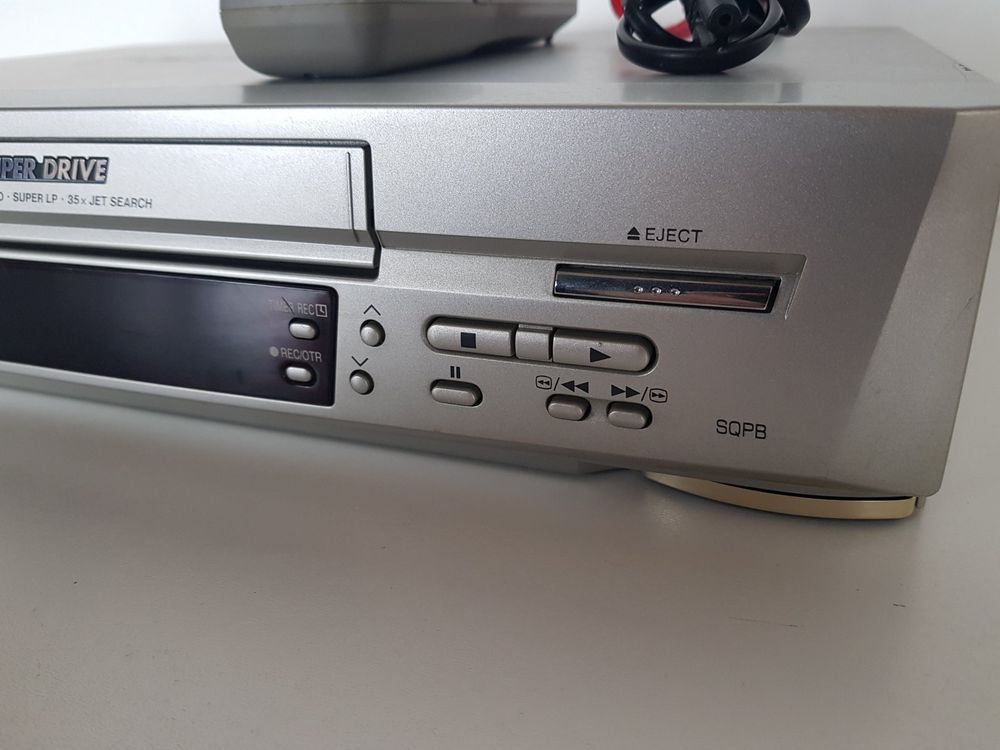 Magnétoscope Panasonic NV-HD660 Super Drive - Pour Pièces / Non Fonctionnel