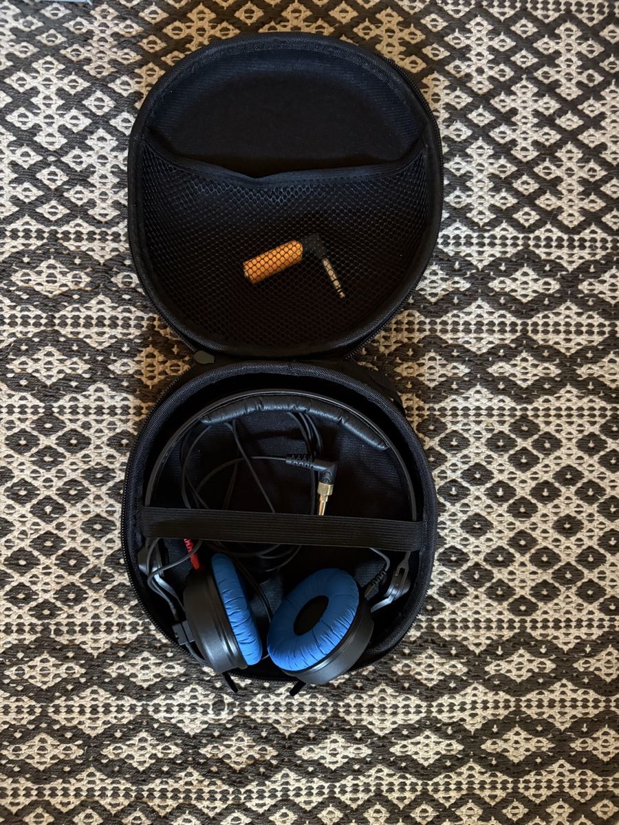 Sennheiser Kopfhörer: Sennheiser HD 25 in blau – Gebraucht aus Lommis von charisarts 1