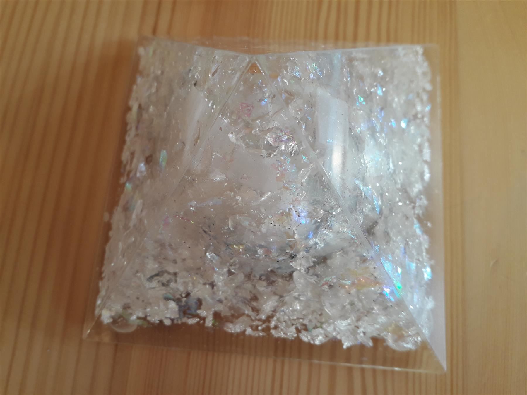 Pietre preziose: ORGONIT Pyramide Medium * MOND Mondstein – Nuovo e nell'imballaggio originale da Aeschi b. Spiez venduto da KRONLICHT 5