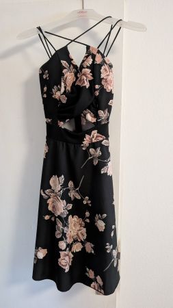 Sommerkleid mit Blumenmuster