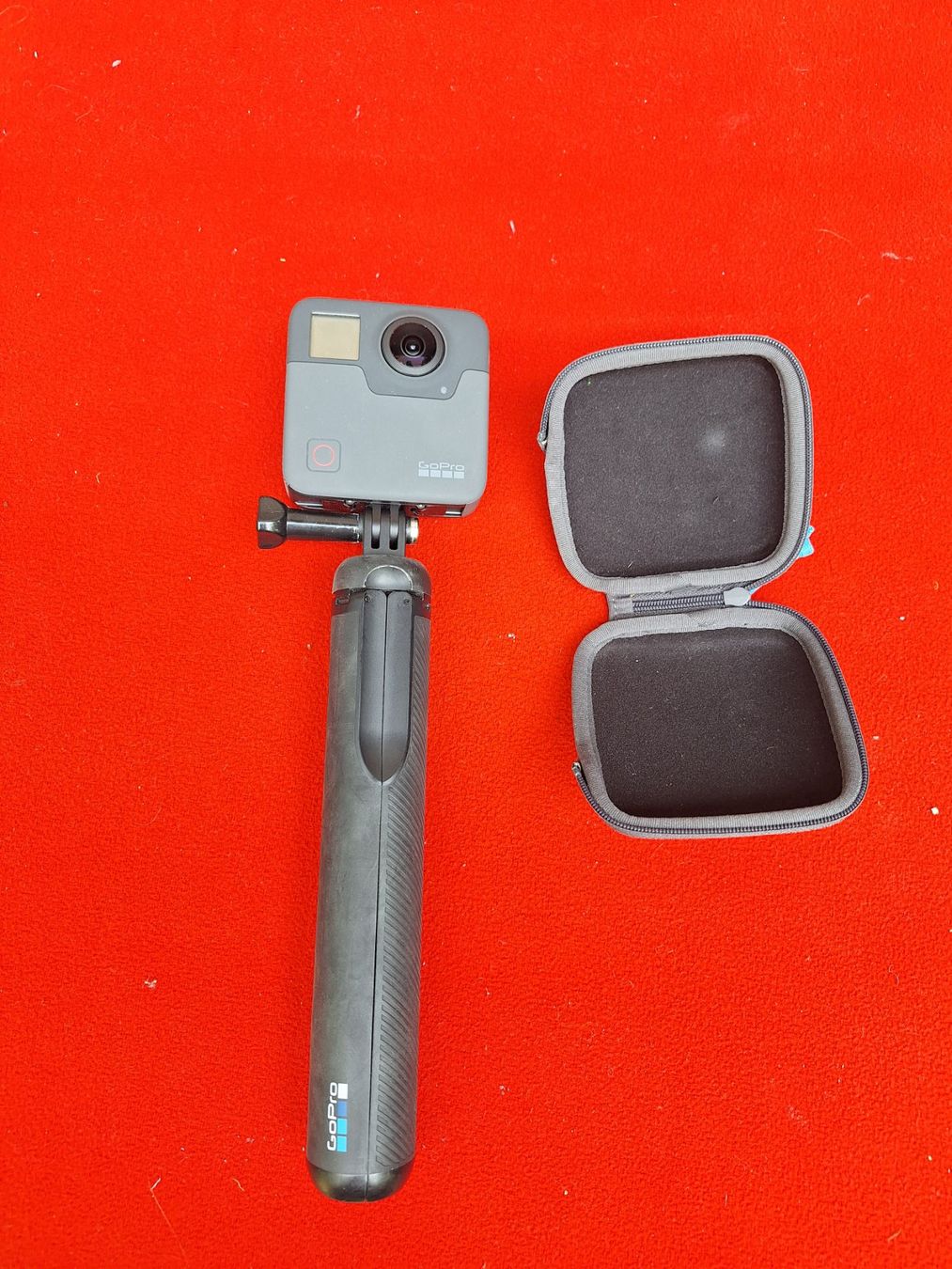 Gopro Action Cam: GoPro Fusion mit Stativ – Usato da Ipsach venduto da nik_6hkj 3
