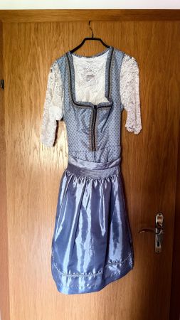 Dirndl hellblau Grösse 44 guter Zustand 1x getragen
