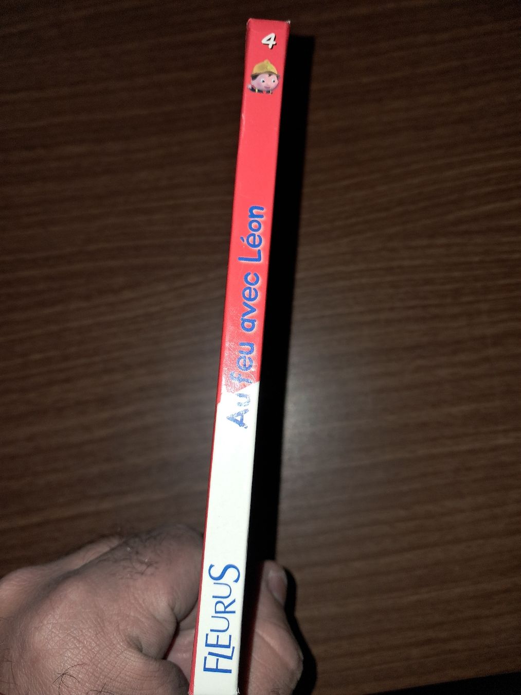 Libri: P'tit Garçon - : Au feu avec Léon le pompier – Usato da Le locle venduto da juliensaran 2