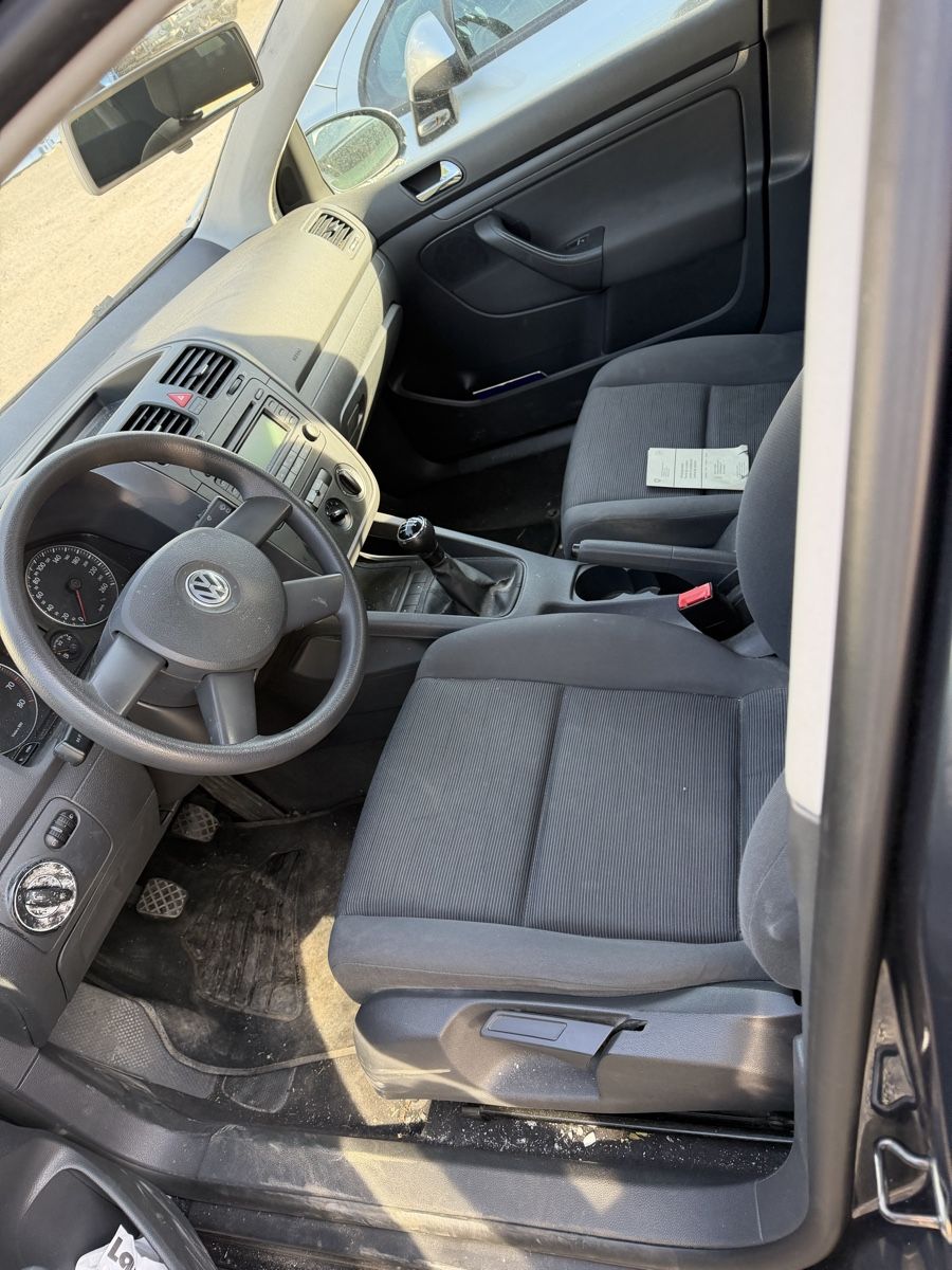 VW Autos: VW Golf V 1.6 Benzin  – Gebraucht aus Mollis von BSL10 8